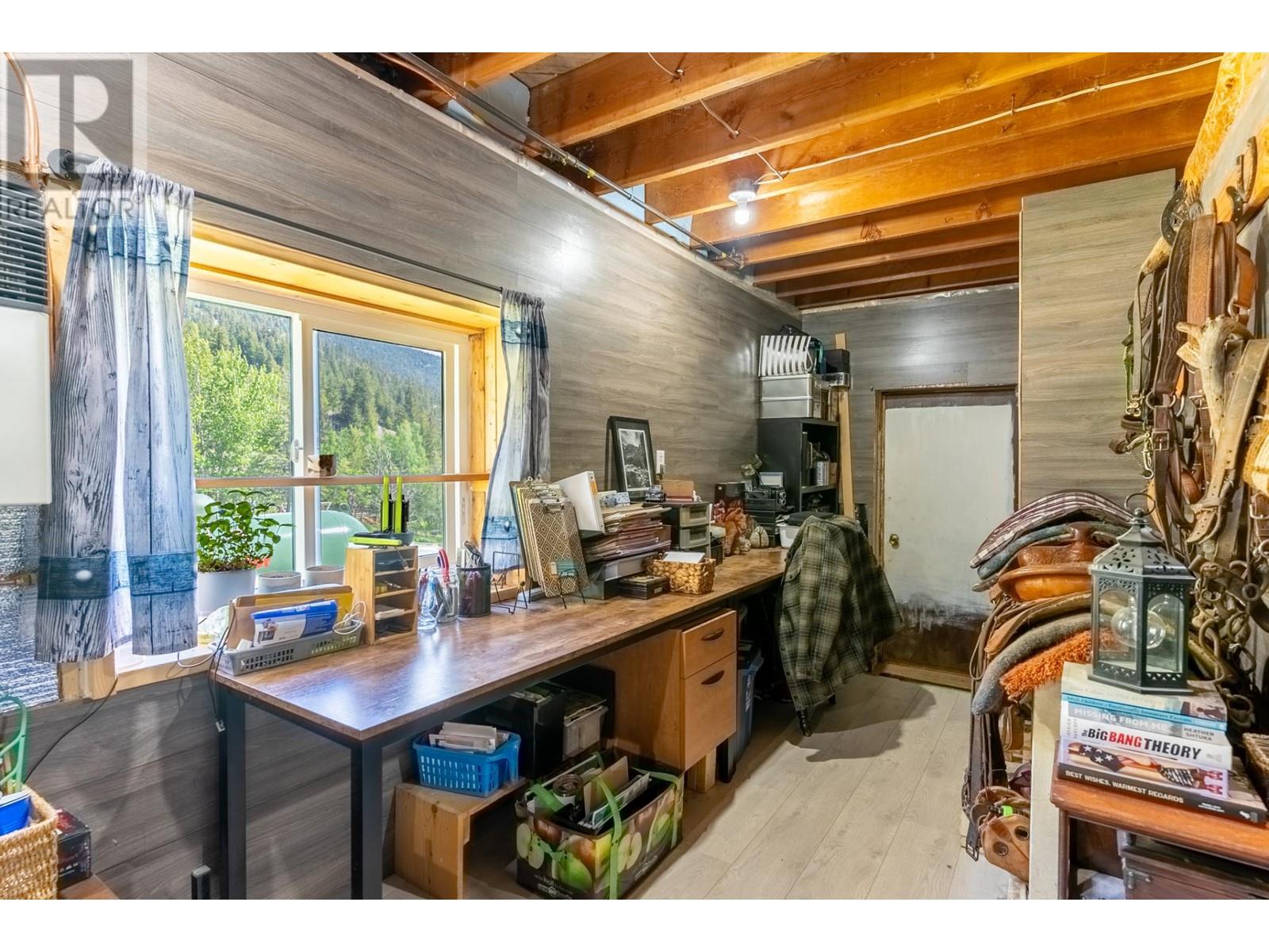 2025 Hat Creek Rd, Cache Creek, British Columbia  V0K 1H0 - Photo 26 - 179104