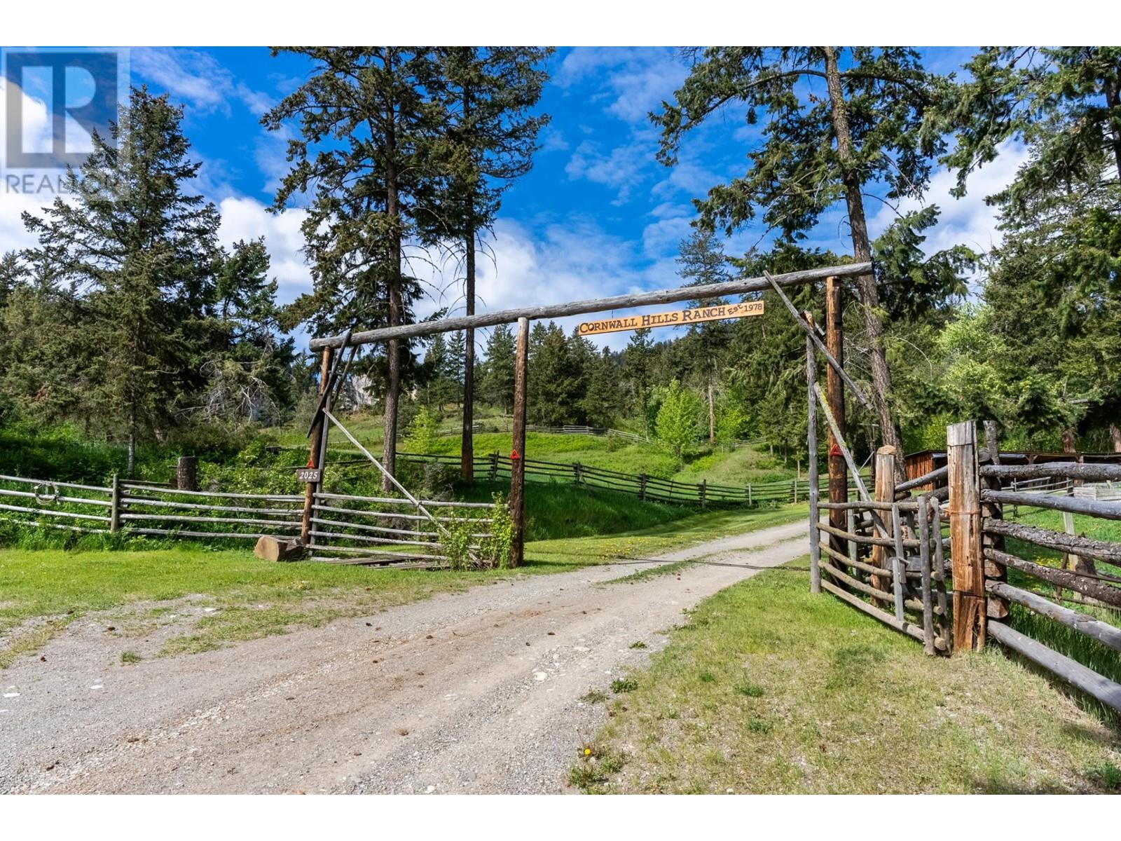 2025 Hat Creek Rd, Cache Creek, British Columbia  V0K 1H0 - Photo 3 - 179104