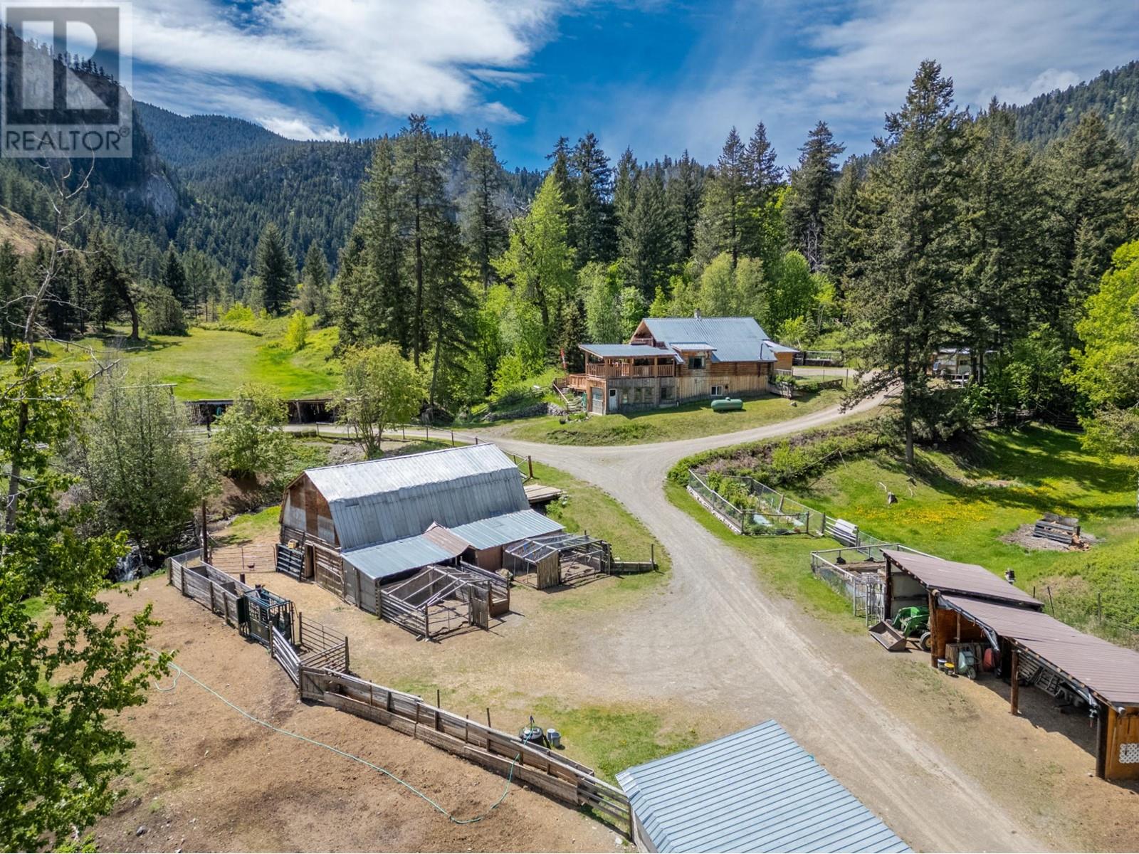 2025 Hat Creek Rd, Cache Creek, British Columbia  V0K 1H0 - Photo 31 - 179104