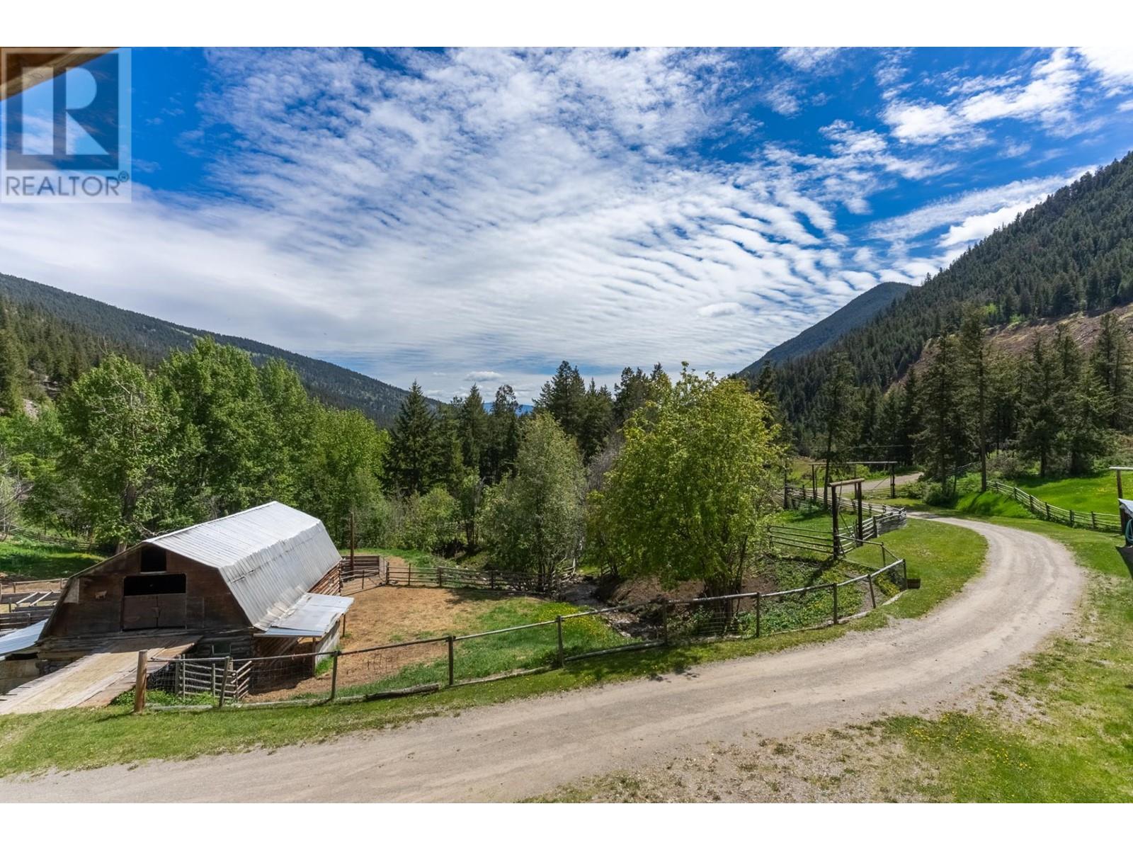 2025 Hat Creek Rd, Cache Creek, British Columbia  V0K 1H0 - Photo 58 - 179104