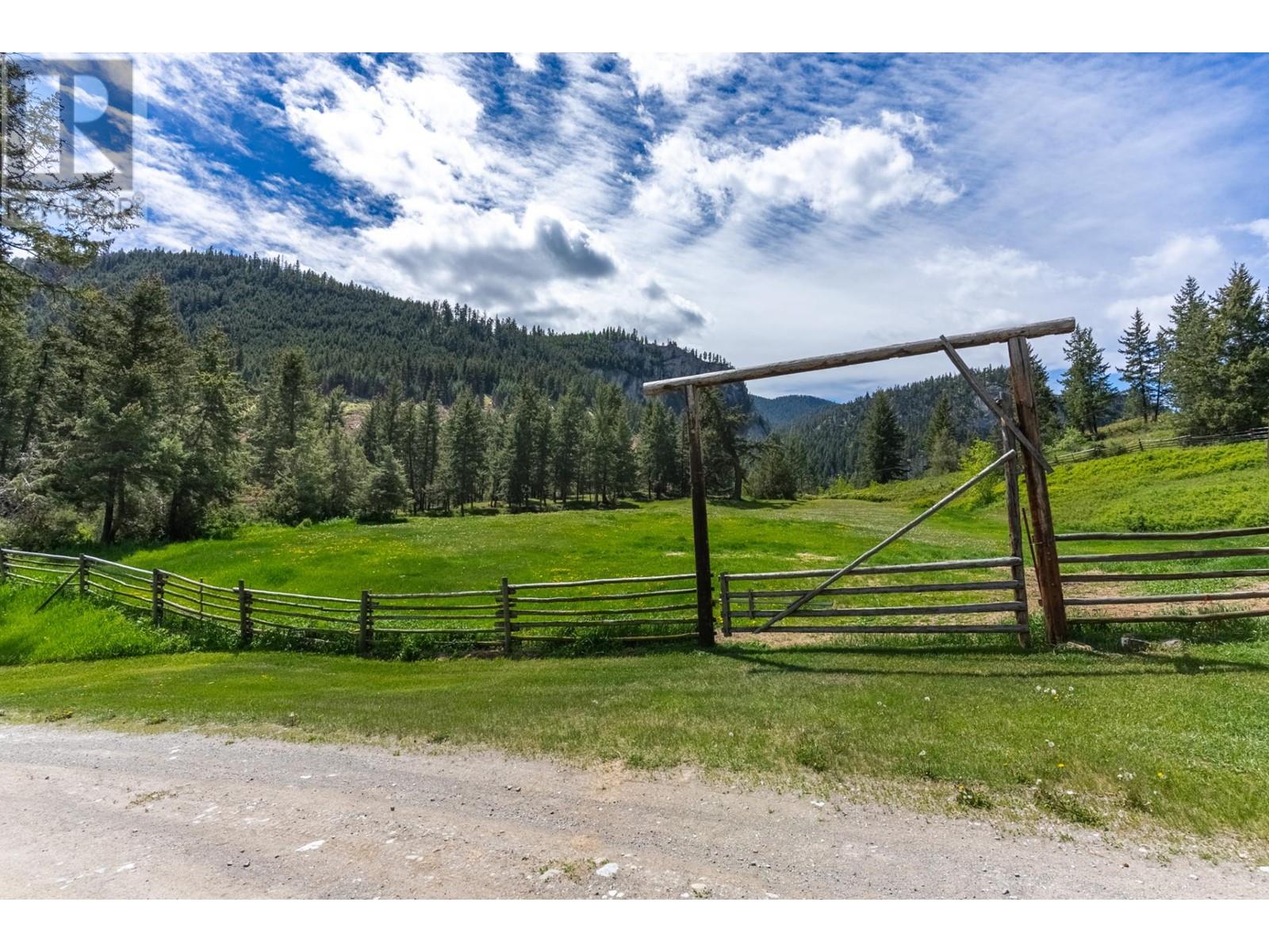 2025 Hat Creek Rd, Cache Creek, British Columbia  V0K 1H0 - Photo 62 - 179104