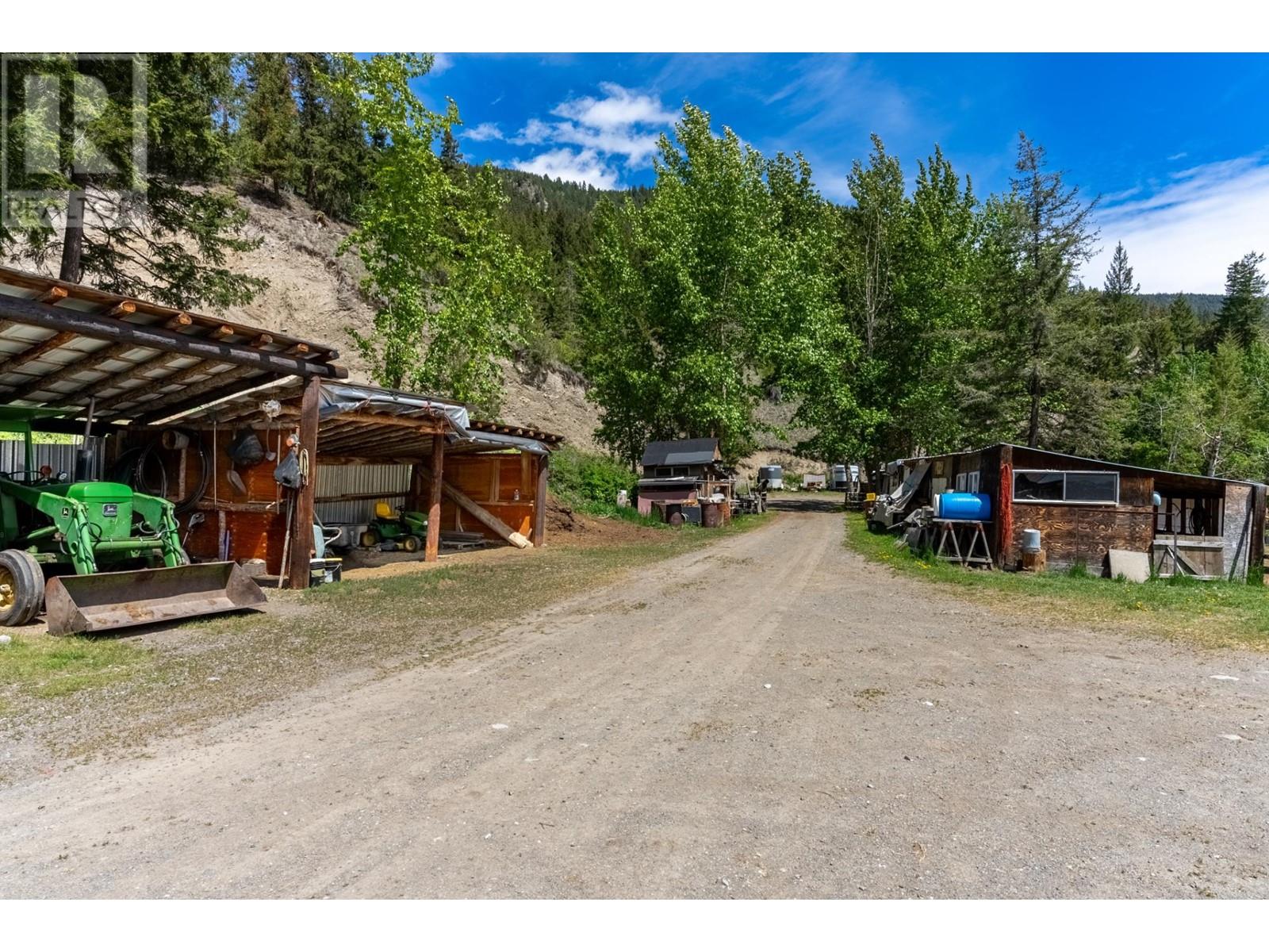 2025 Hat Creek Rd, Cache Creek, British Columbia  V0K 1H0 - Photo 74 - 179104