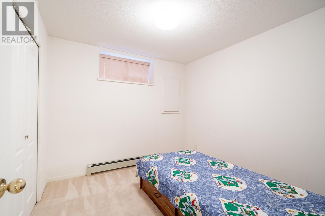 Listing Picture 24 of 39 : 3513 W 40TH AVENUE, Vancouver / 溫哥華 - 魯藝地產 Yvonne Lu Group - MLS Medallion Club Member