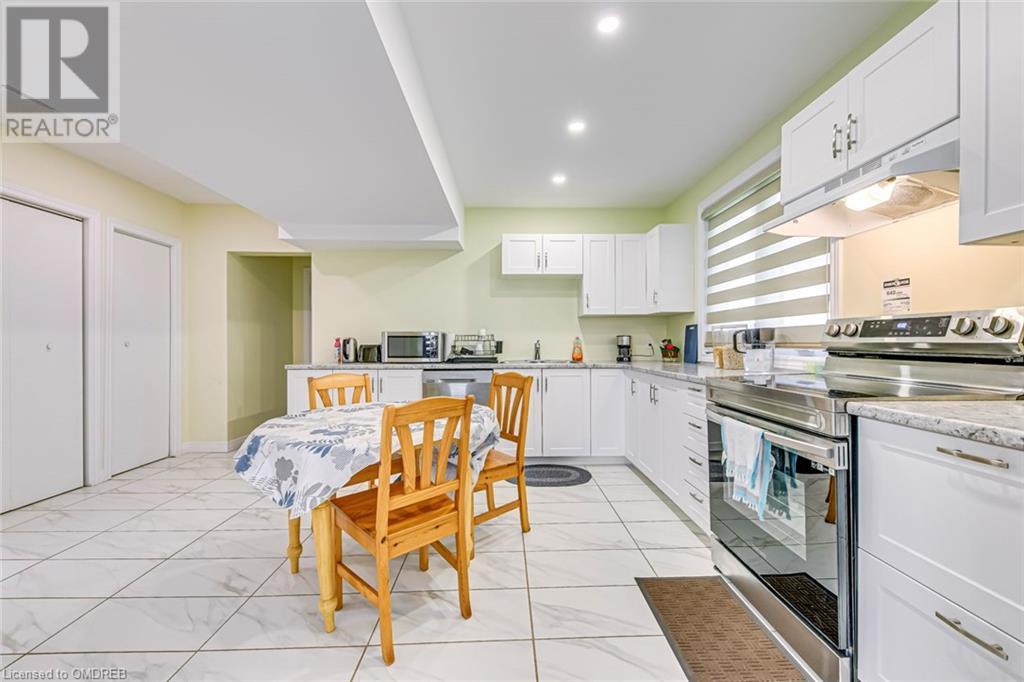 10 Flamboro Street, Waterdown, Ontario  L9H 4Z3 - Photo 10 - 40602796