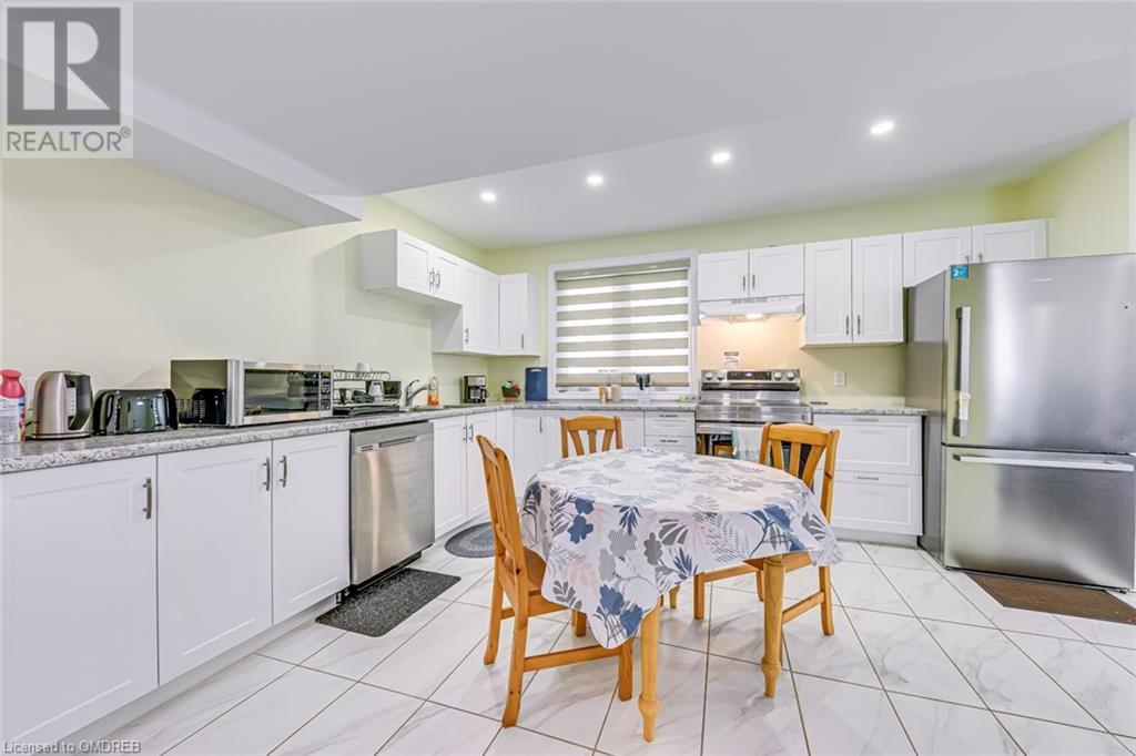 10 Flamboro Street, Waterdown, Ontario  L9H 4Z3 - Photo 8 - 40602796