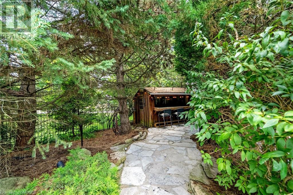 15 Trillium Terrace, Halton Hills, Ontario  L7J 2W8 - Photo 33 - 40590402