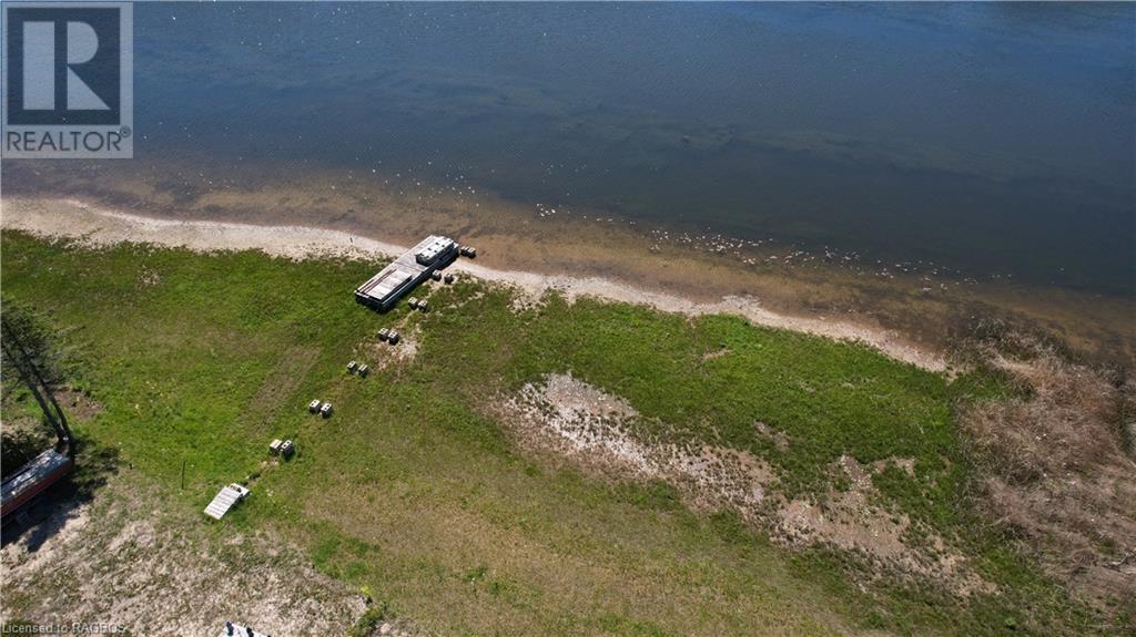 47 Sog Je Wa Sa Drive, Chief's Point Indian Reserve #28, Ontario  N0H 2G0 - Photo 20 - 40598384