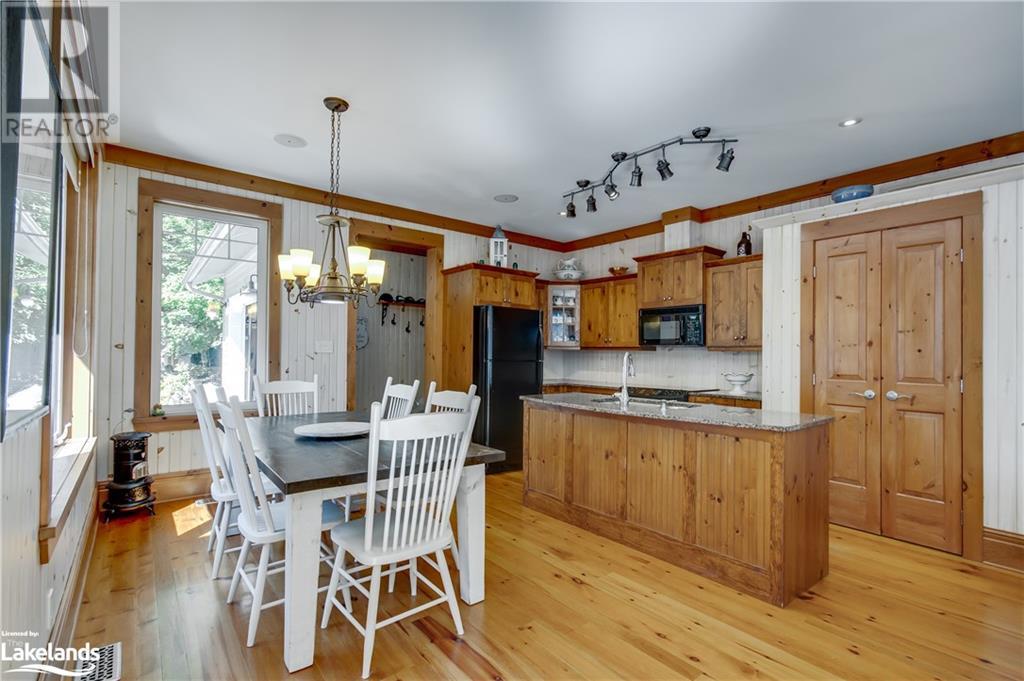 42 Menominee Lake Road, Huntsville, Ontario  P1H 2J3 - Photo 13 - 40601347