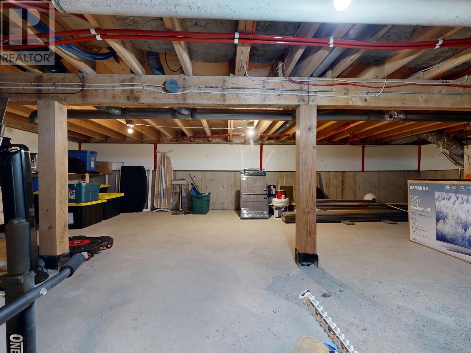 1861 North Road, Gibsons, British Columbia  V0N 1V1 - Photo 37 - R2892344