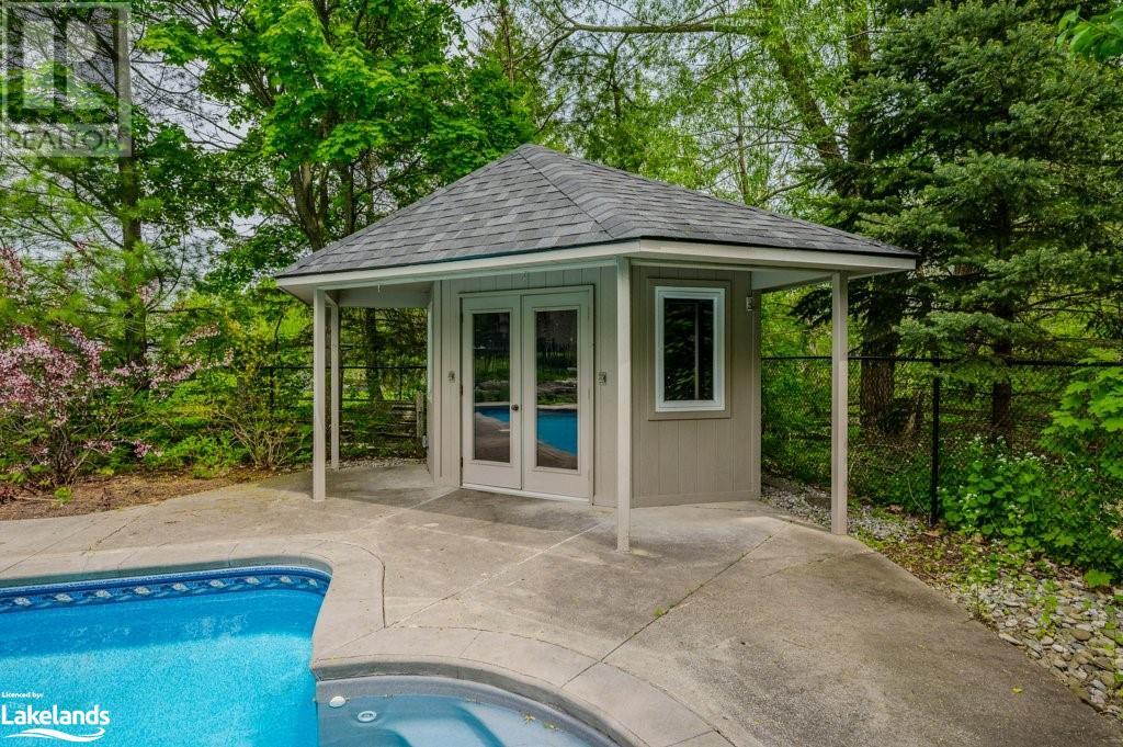 Image of property at 2038 15 Sideroad