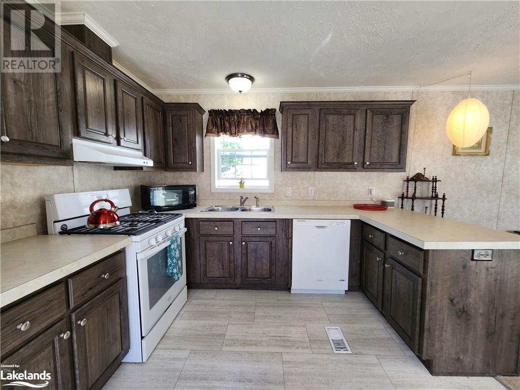 1007 Racoon Road Unit# 60, Gravenhurst, Ontario  P1P 1R1 - Photo 10 - 40603087