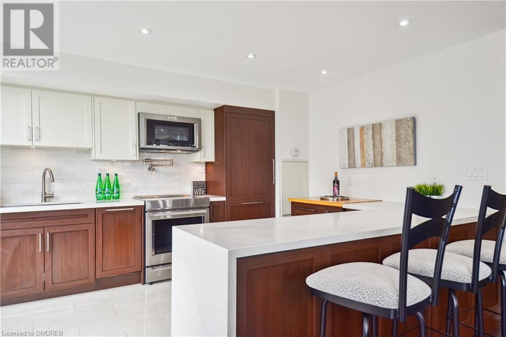 8 Telegram Mews Unit# 832, Toronto, Ontario  M5V 3Z5 - Photo 4 - 40601565