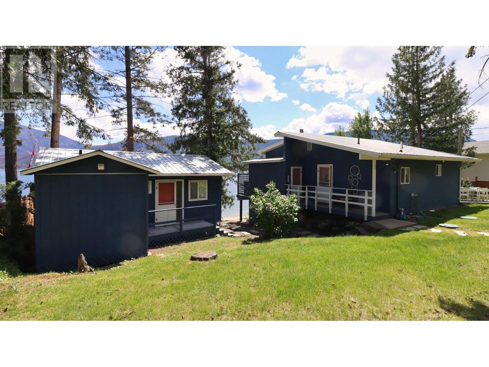 1065 Little Shuswap Lake Road, Chase, British Columbia  V0E 1M2 - Photo 15 - 179128