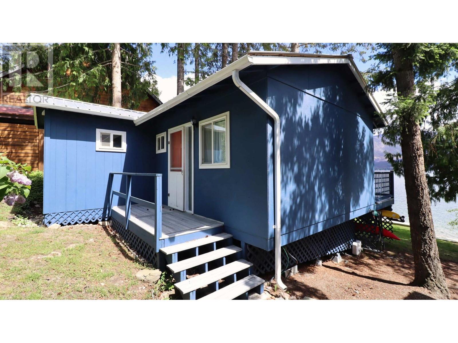 1065 Little Shuswap Lake Road, Chase, British Columbia  V0E 1M2 - Photo 31 - 179128