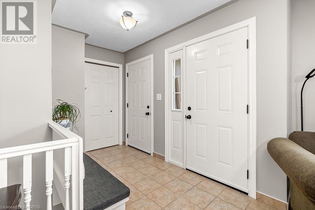 25 Pine Tree Drive, South Bruce Peninsula, Ontario  N0H 1P0 - Photo 9 - 40599527