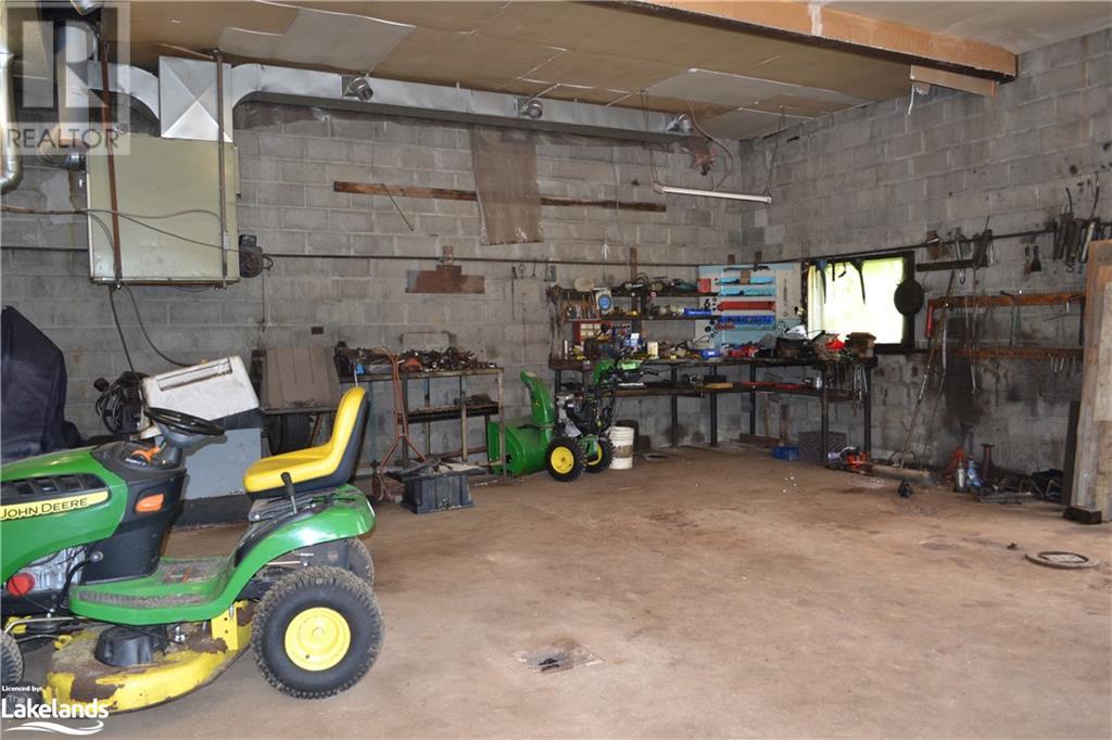 1604 69 Highway, Pointe Au Baril, Ontario  P0G 1K0 - Photo 15 - 40603470