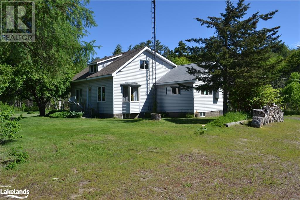 1604 69 Highway, Pointe Au Baril, Ontario  P0G 1K0 - Photo 3 - 40603470