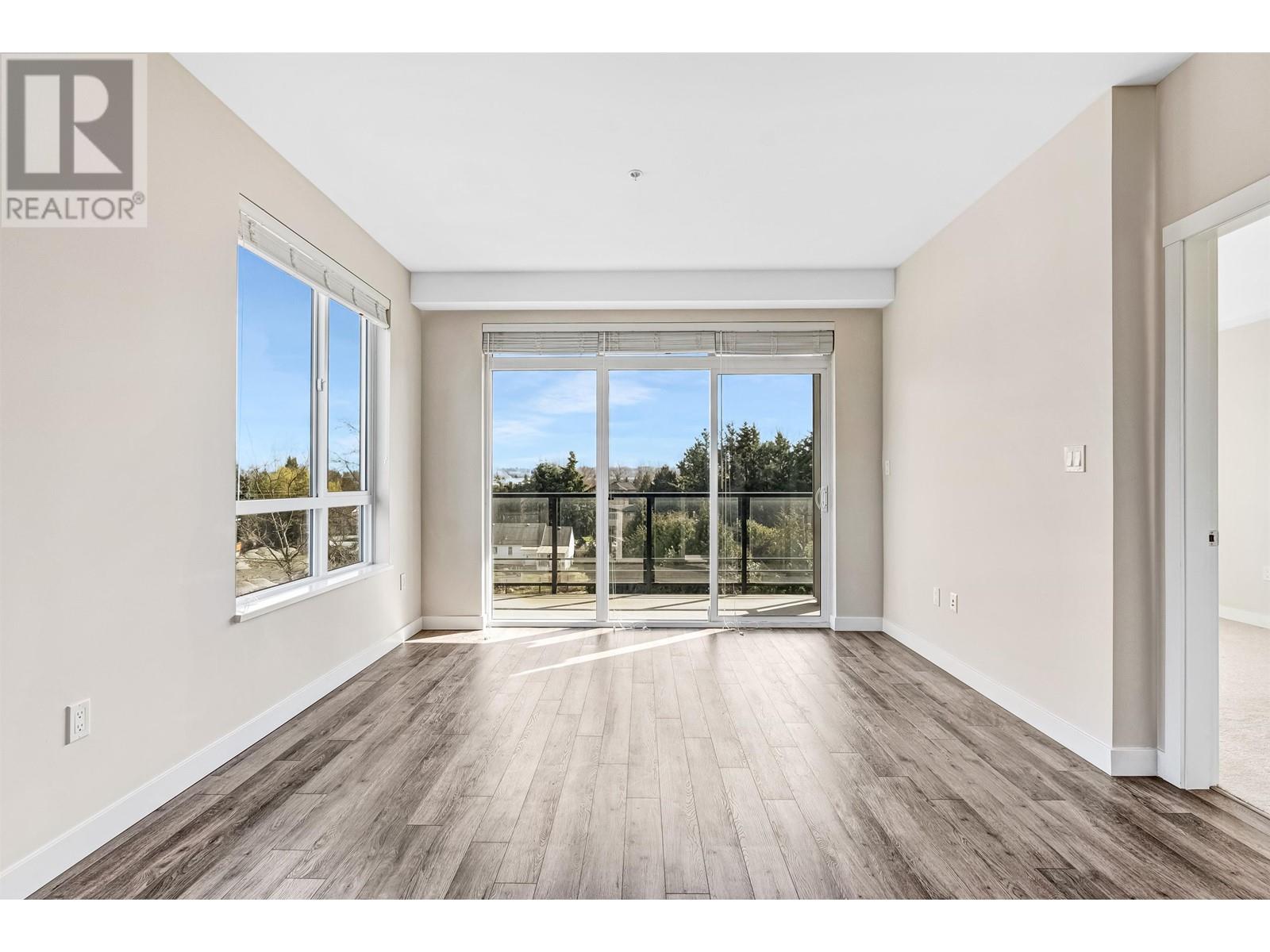 Listing Picture 7 of 32 : 302 23100 GARRIPIE AVENUE, Richmond / 烈治文 - 魯藝地產 Yvonne Lu Group - MLS Medallion Club Member