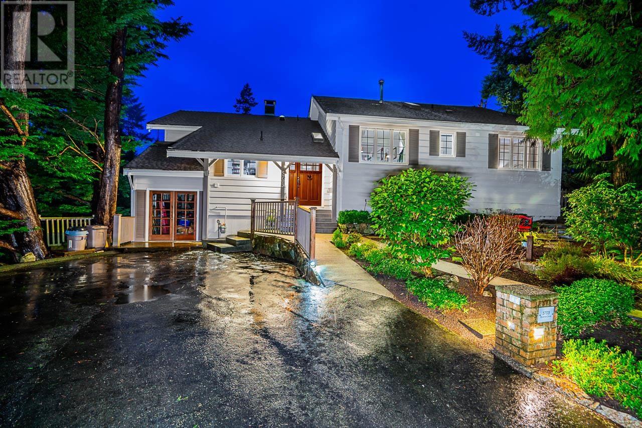 5703 Bluebell Drive, West Vancouver, British Columbia  V7W 1T2 - Photo 4 - R2887855