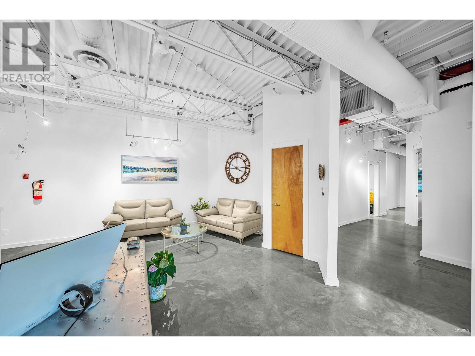 205 998 Harbourside Drive, North Vancouver, British Columbia  V7P 3T2 - Photo 5 - C8060661