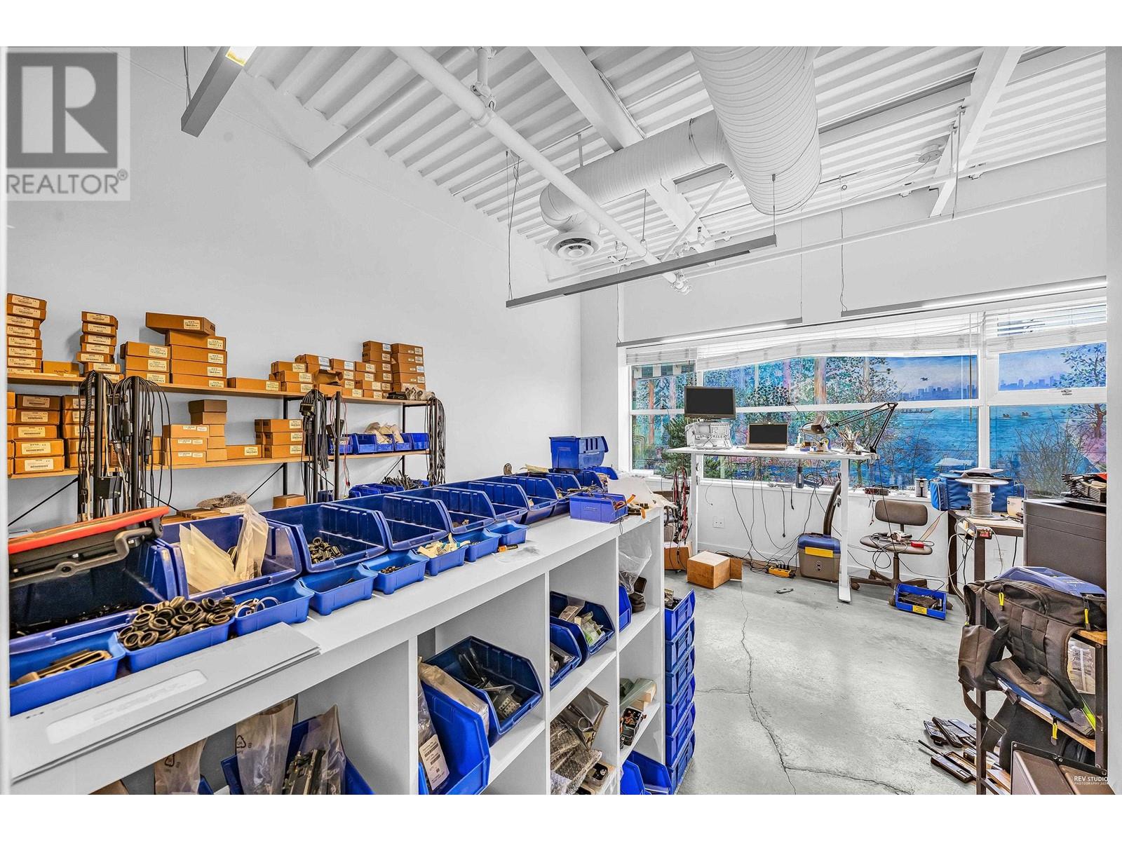 205 998 Harbourside Drive, North Vancouver, British Columbia  V7P 3T2 - Photo 8 - C8060661