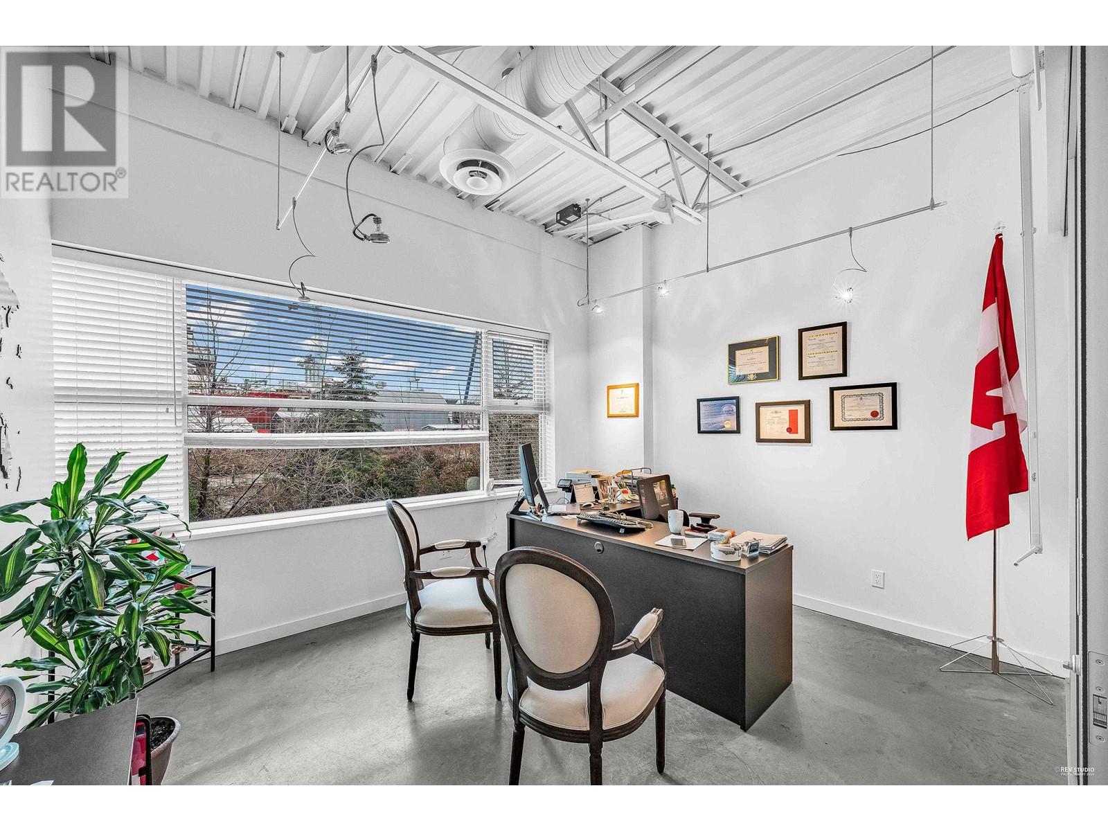 205 998 Harbourside Drive, North Vancouver, British Columbia  V7P 3T2 - Photo 9 - C8060661