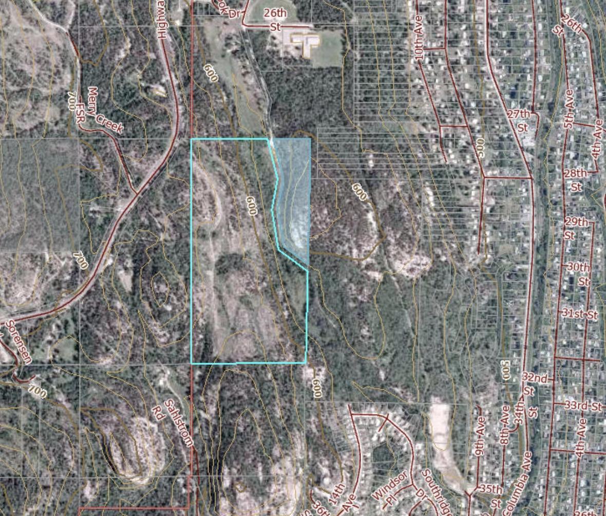 2700 14th Avenue, Castlegar, British Columbia  V1L 1Z1 - Photo 3 - 2477584