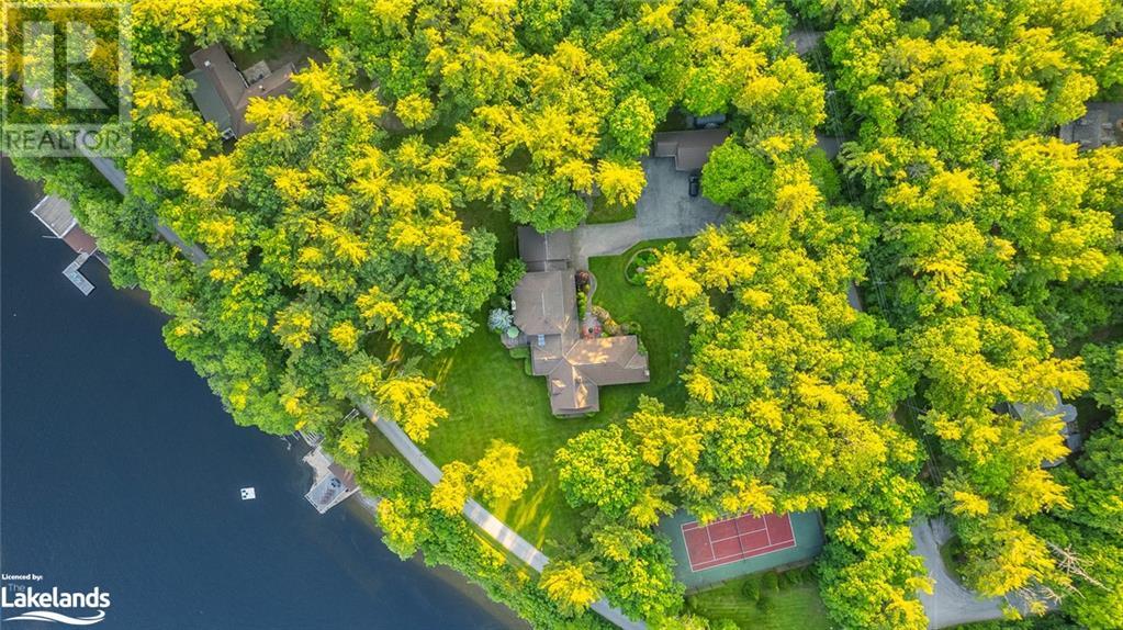 11 Irene Avenue, Fenelon Falls, Ontario K0M 1N0 (27020172) Mister