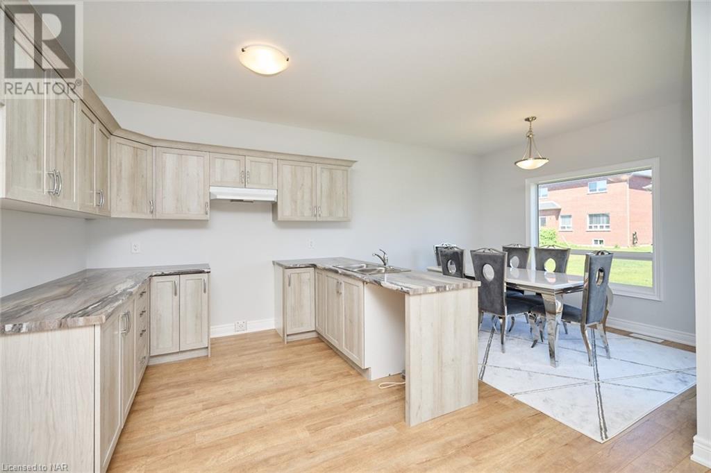 422 Williams Crescent, Fort Erie, Ontario  L2A 0E9 - Photo 6 - 40600272