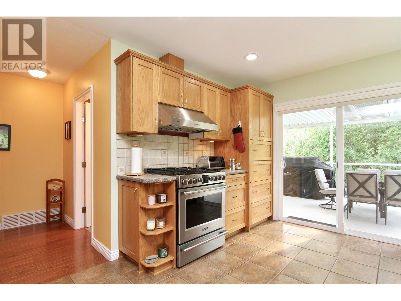 25549 112 Avenue, Maple Ridge, British Columbia  V2W 1G9 - Photo 9 - R2892596