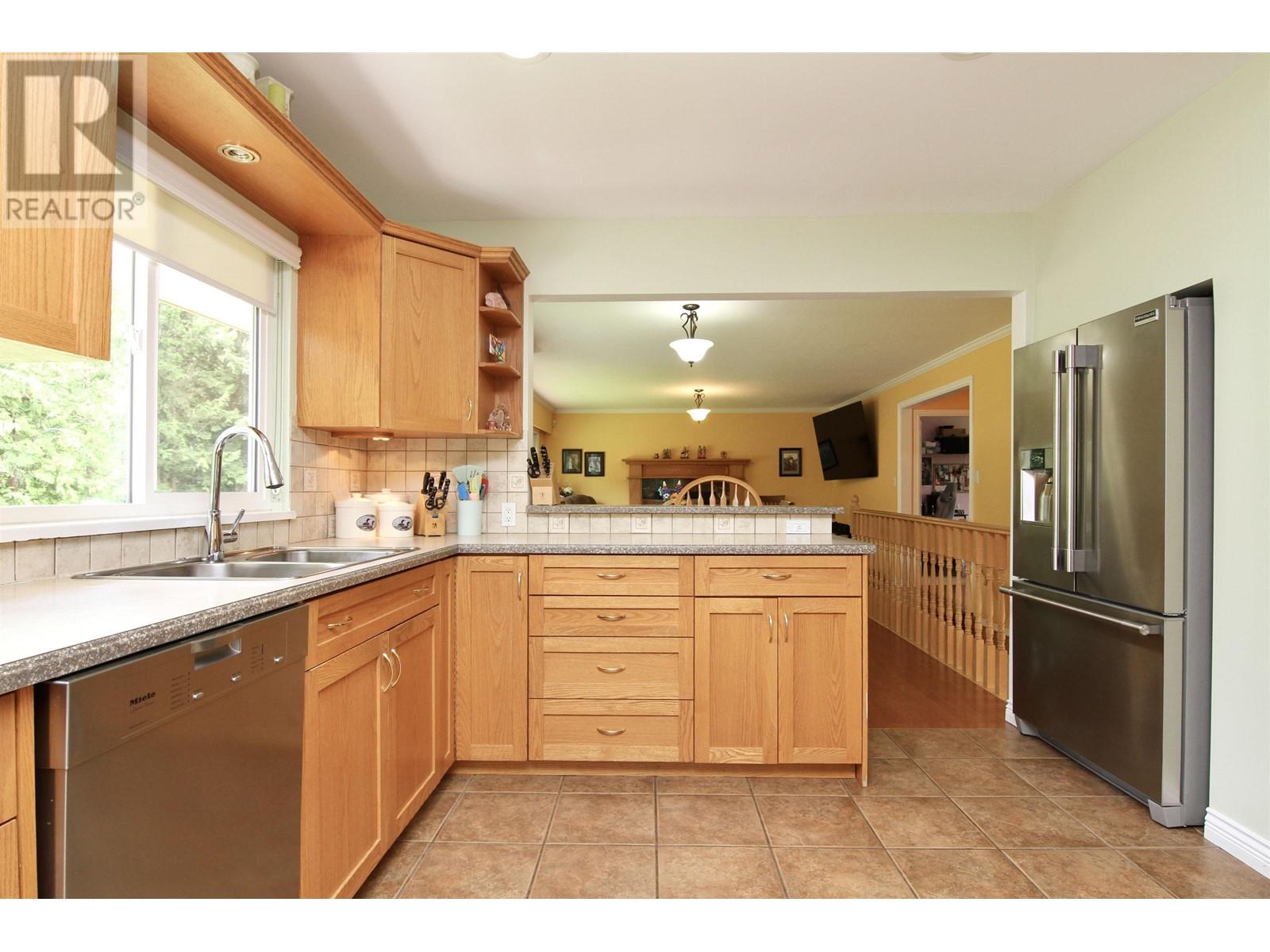 25549 112 Avenue, Maple Ridge, British Columbia  V2W 1G9 - Photo 10 - R2892596