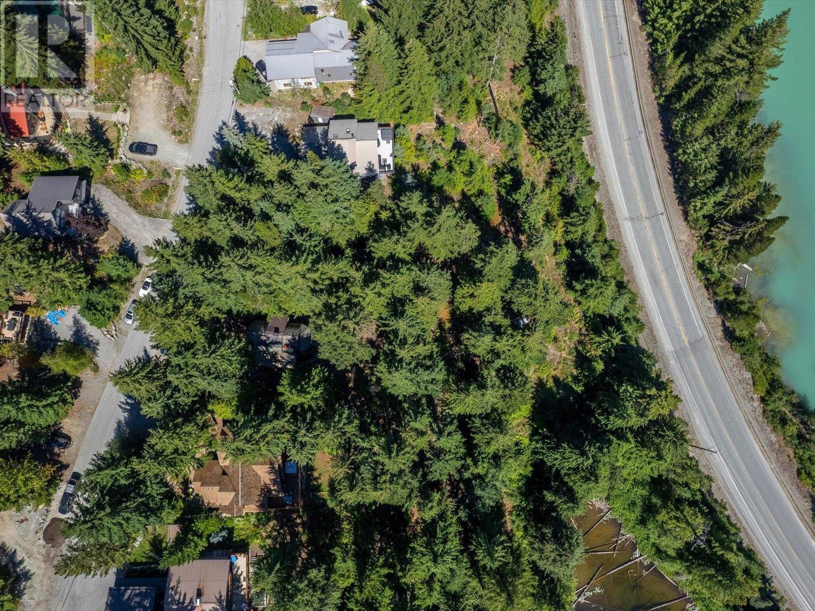 9279 Emerald Drive, Whistler, British Columbia  V8E 0G5 - Photo 9 - R2892772