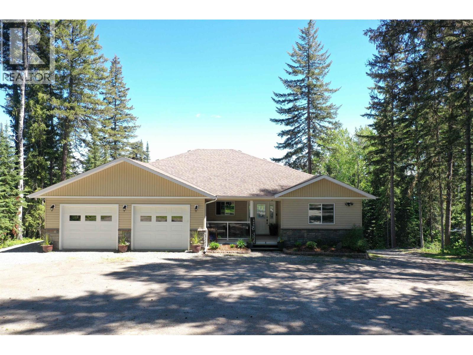 4976 TEN MILE LAKE ROAD, quesnel, British Columbia