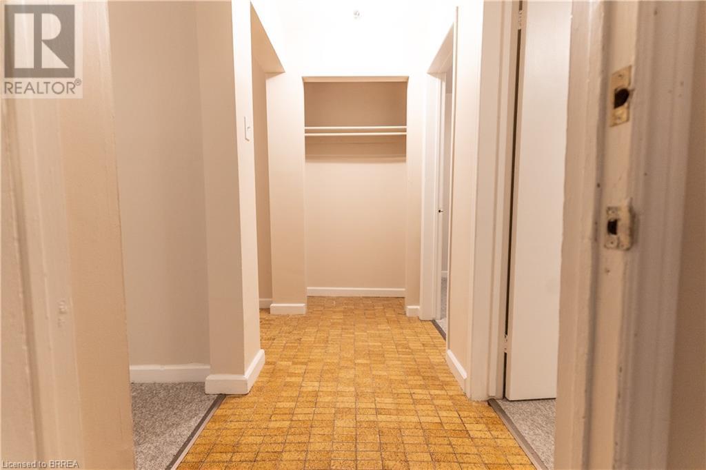 118 Albion Street, Brantford, Ontario  N3T 3M6 - Photo 9 - 40603220