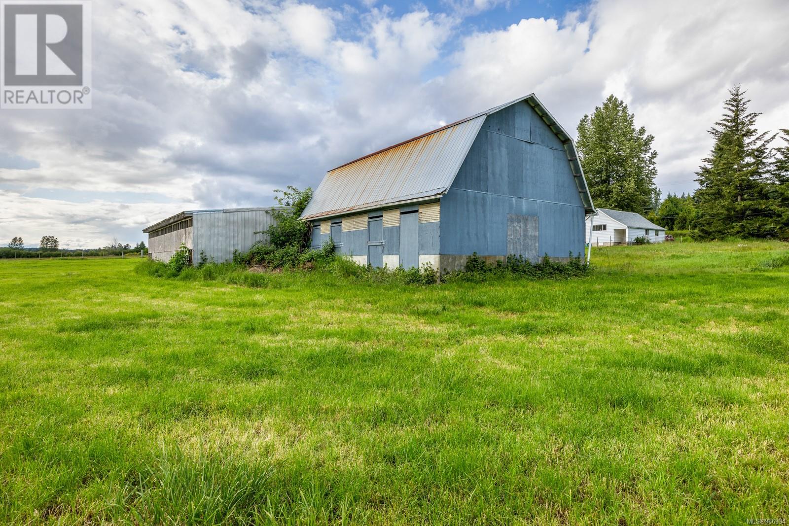 5941 Island Hwy N, Courtenay, British Columbia  V9J 1T6 - Photo 16 - 966934