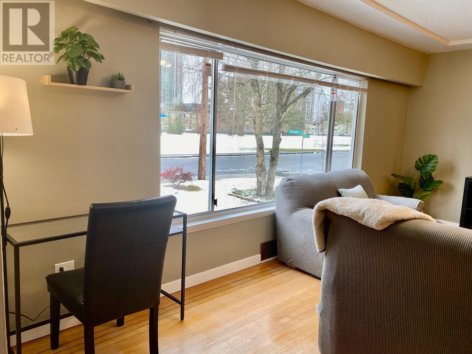 Property at 7433 ELWELL STREET image 5