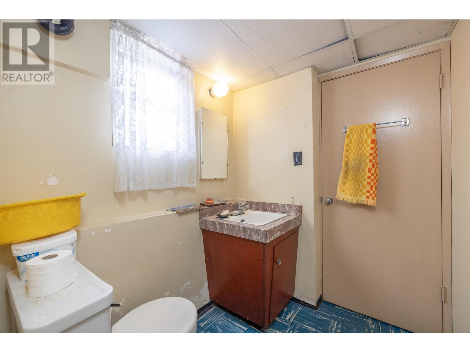 3739 Brandon Street, Burnaby, British Columbia  V5G 2P3 - Photo 14 - R2892868