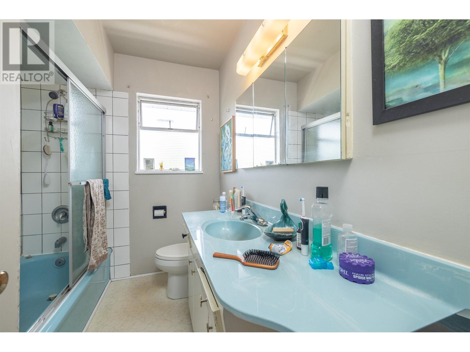 3739 Brandon Street, Burnaby, British Columbia  V5G 2P3 - Photo 10 - R2892868