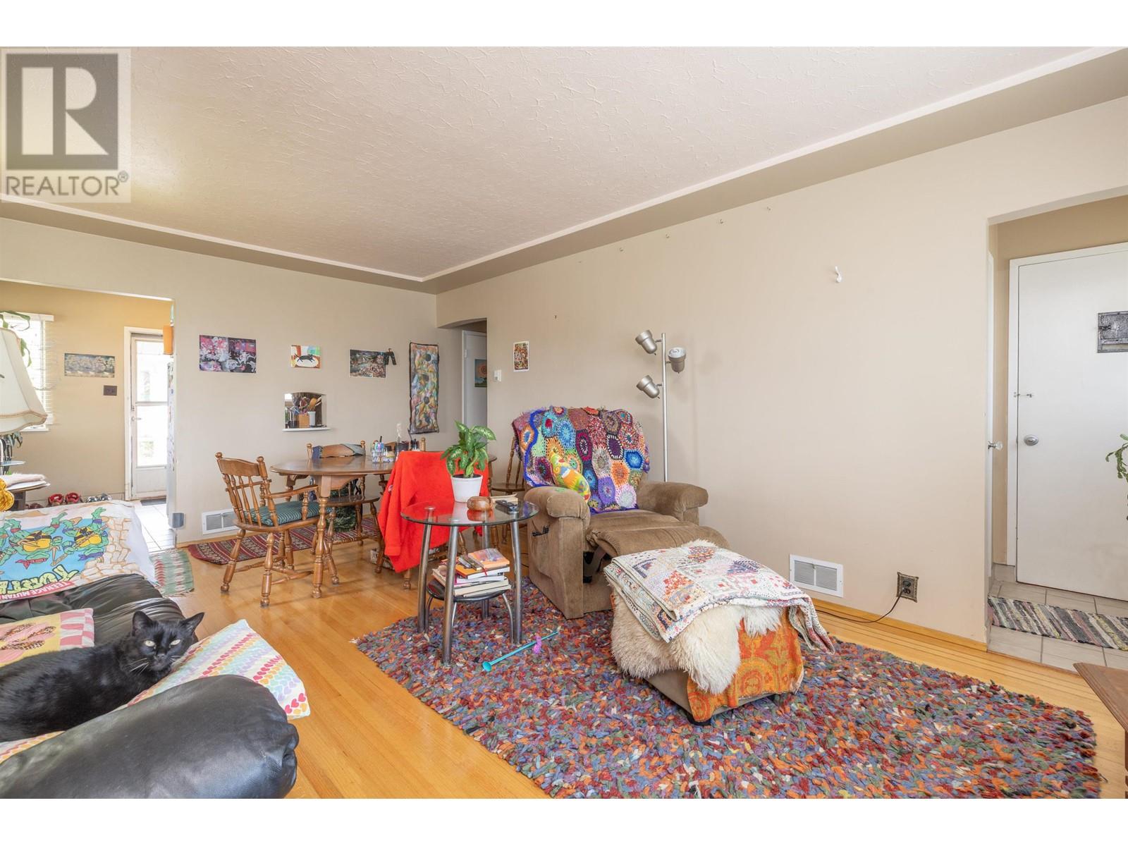 3739 Brandon Street, Burnaby, British Columbia  V5G 2P3 - Photo 3 - R2892868