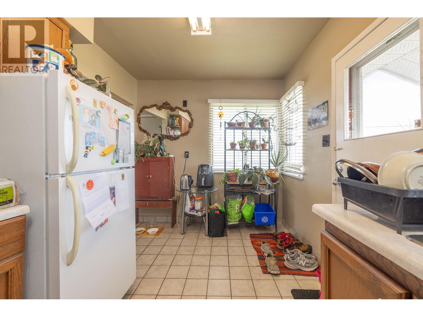 3739 Brandon Street, Burnaby, British Columbia  V5G 2P3 - Photo 7 - R2892868