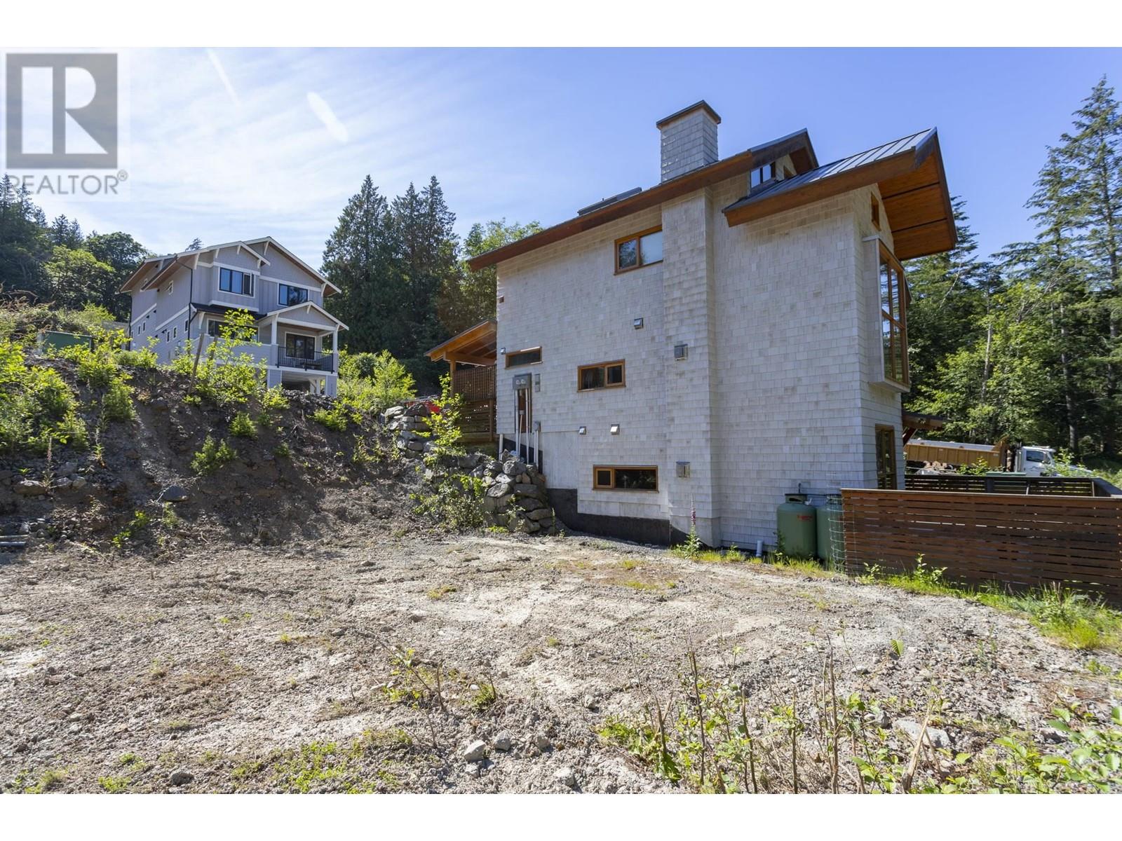 1084 Foxglove Lane, Bowen Island, British Columbia  V0N 1G1 - Photo 15 - R2892999