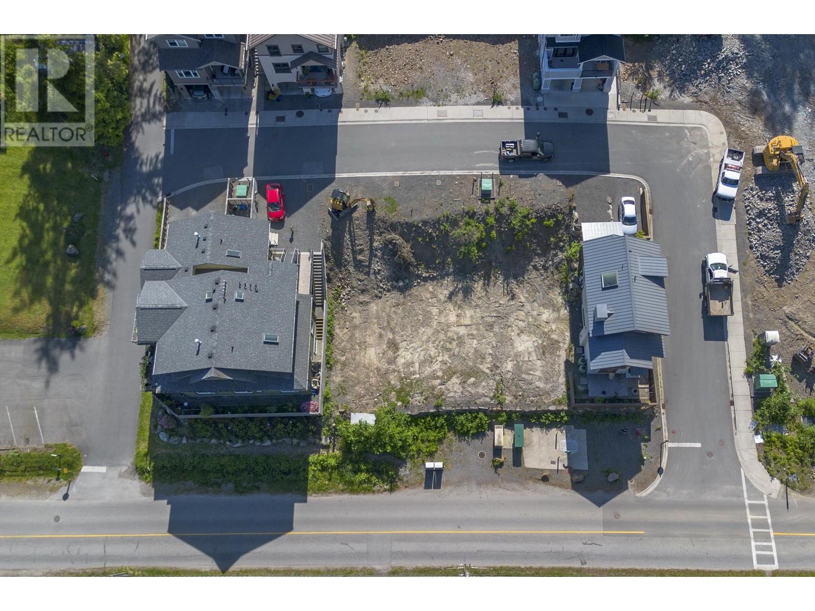 1080 Foxglove Lane, Bowen Island, British Columbia  V0N 1G1 - Photo 2 - R2893008