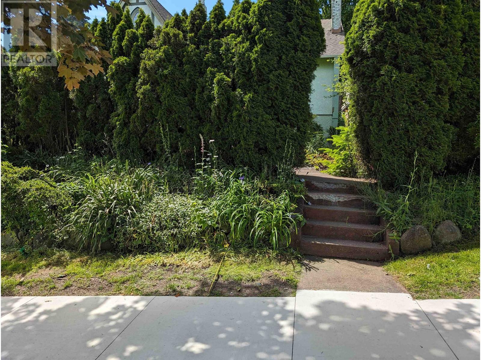 Property at 3582 W KING EDWARD AVENUE image