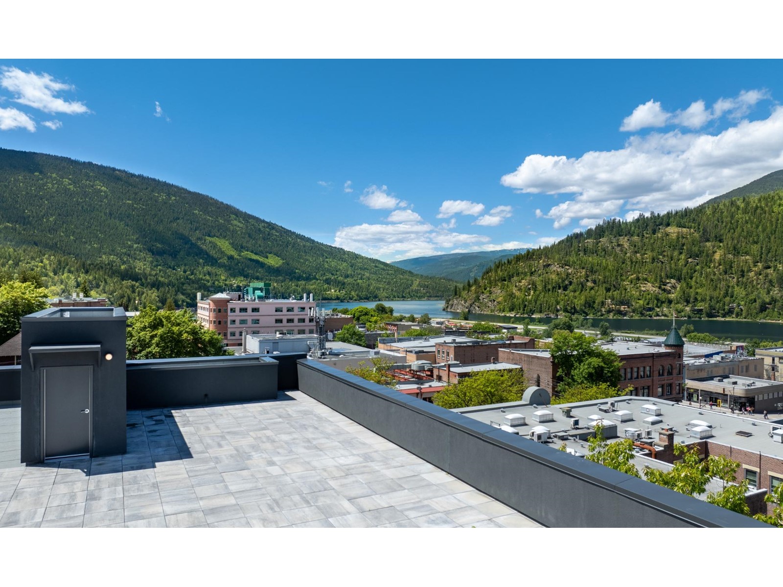 411 - 514 Victoria Street, Nelson, British Columbia  V1L 4K8 - Photo 4 - 2477603