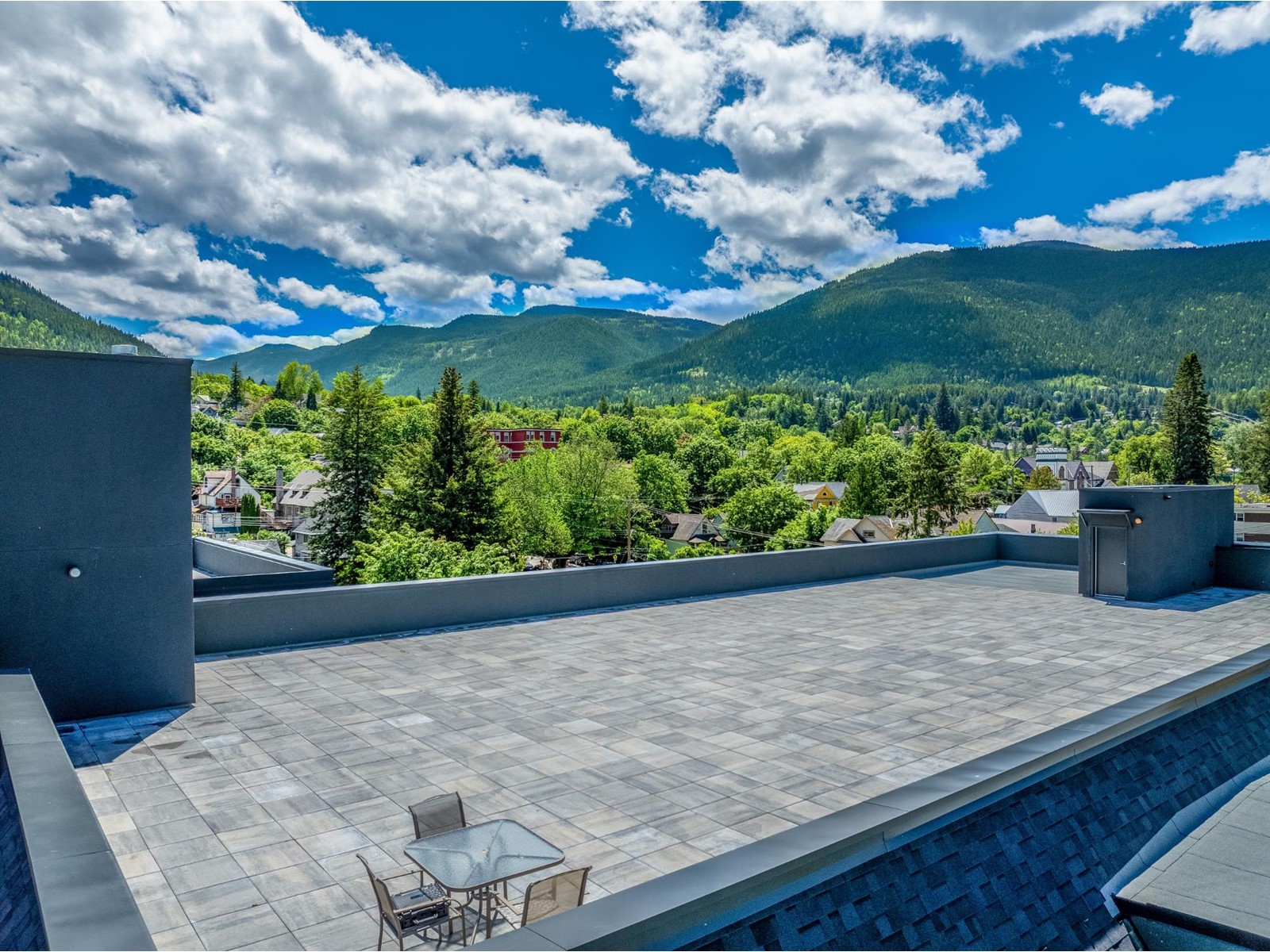 411 - 514 Victoria Street, Nelson, British Columbia  V1L 4K8 - Photo 3 - 2477603