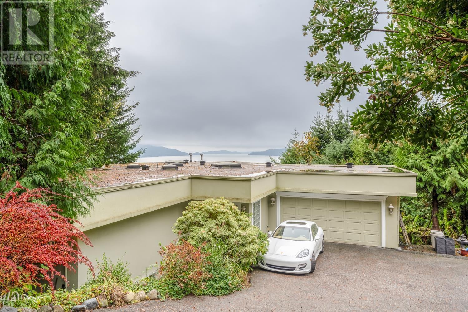 350 Kelvin Grove Way, Lions Bay, British Columbia  V0N 2E0 - Photo 3 - R2892925