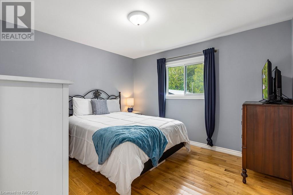 805 Mcnaughton Street, South Bruce Peninsula, Ontario  N0H 2T0 - Photo 11 - 40601651