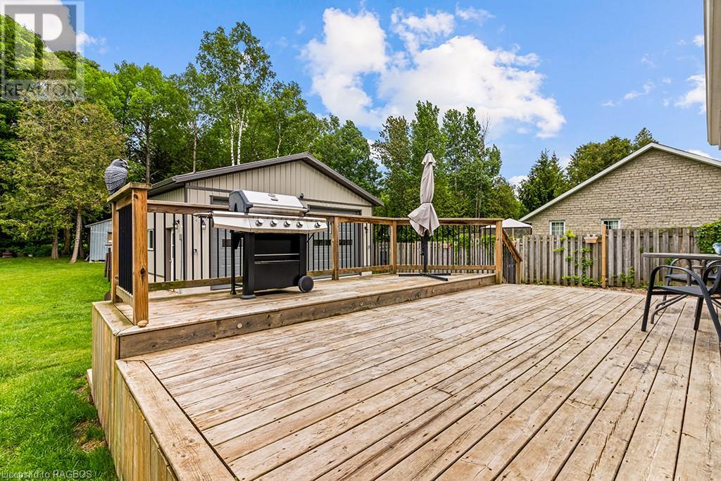 805 Mcnaughton Street, South Bruce Peninsula, Ontario  N0H 2T0 - Photo 38 - 40601651