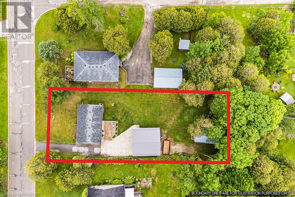 805 Mcnaughton Street, South Bruce Peninsula, Ontario  N0H 2T0 - Photo 23 - 40601651