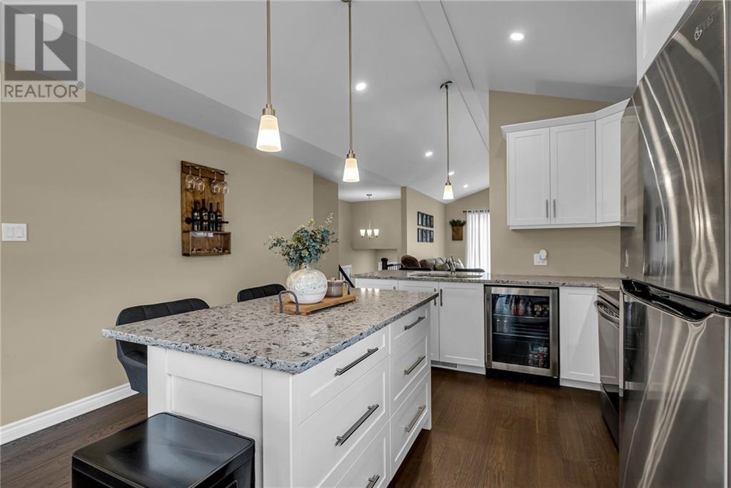 2368 Watson Crescent, Cornwall, Ontario  K6H 7N2 - Photo 11 - 1396437